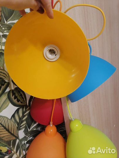 Люстра потолочная подвесная с лампами