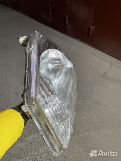 Фара левая передняя Isuzu D-Max