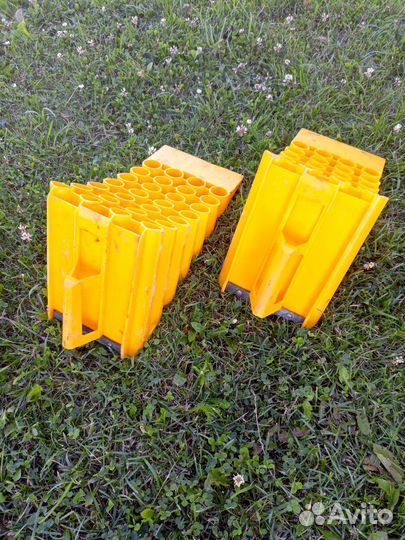 Башмак противооткатный грузовой