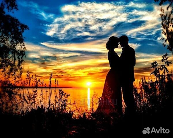 Алмазная мозаика 40x50 Влюбленные у озера на фоне