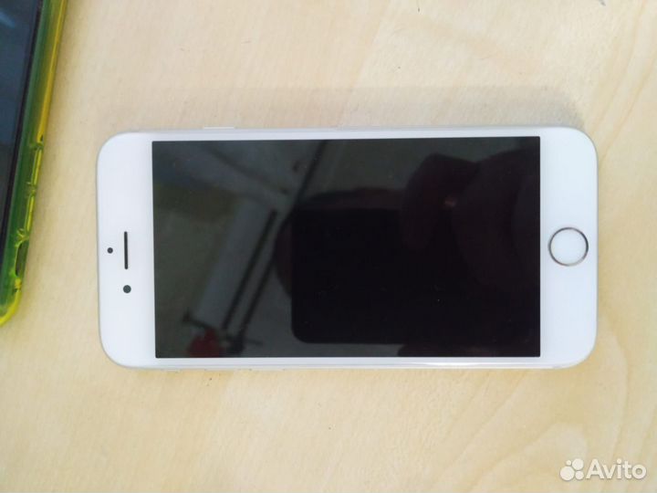 iPhone 6S, 16 ГБ