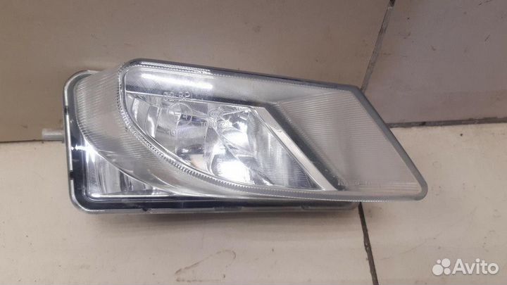 Фара противотуманная правая Mazda 3