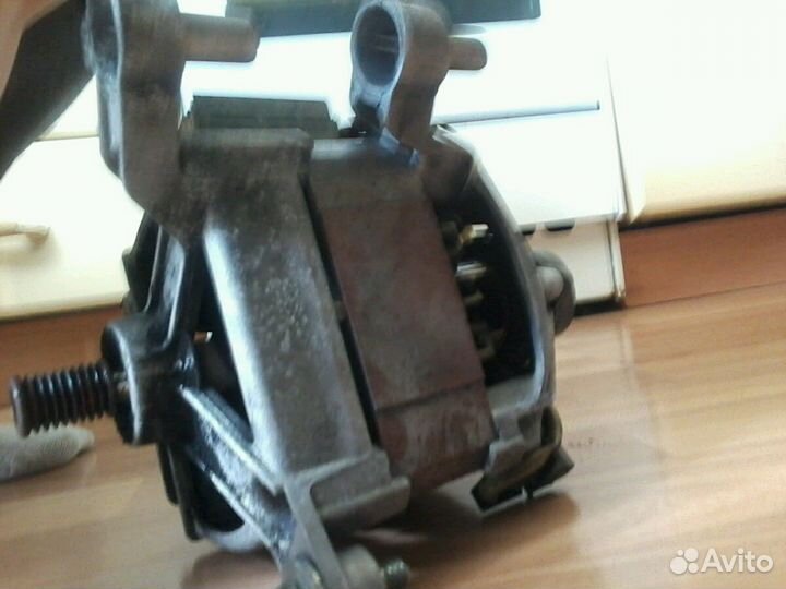 Двигатель стиральной машины