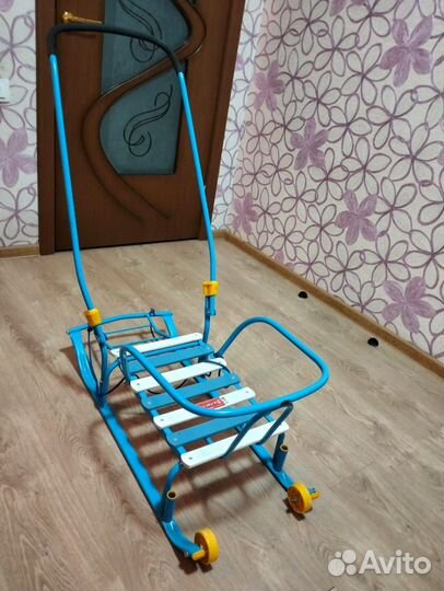 Детские санки на колесах