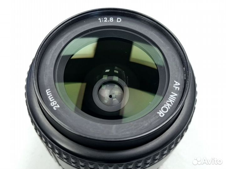 Объектив Nikon 28mm f2.8 D