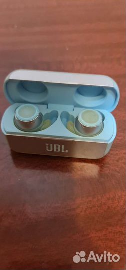 Беспроводные наушники jbl reflect flow