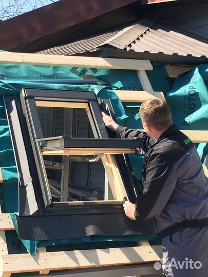 Окно Мансардное Fakro с вентклапаном