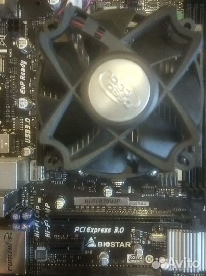 Материнская плата с процессором