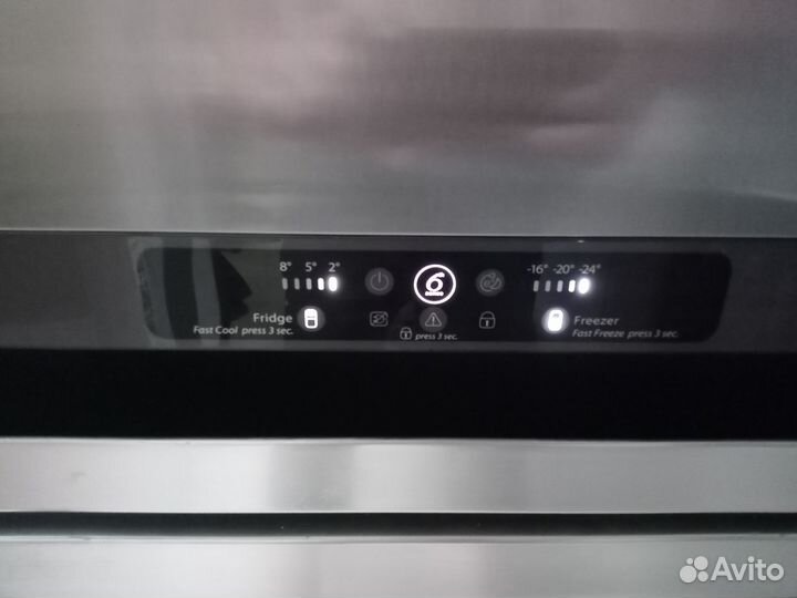 Холодильник whirlpool б/у