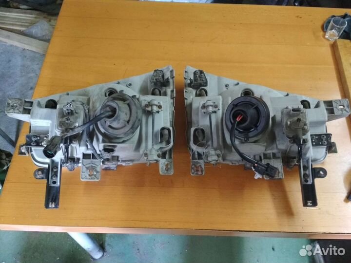 Фара на hyundai hd 72-78