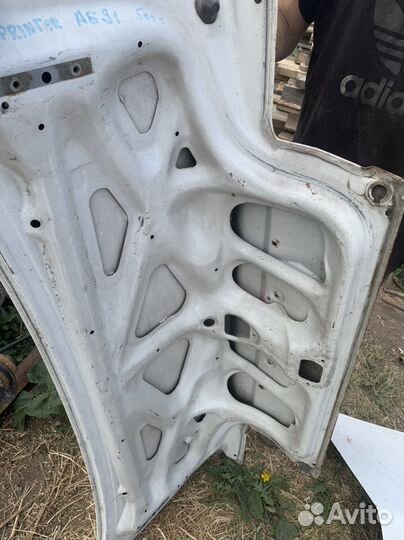 Крышка багажника toyota sprinter ae91