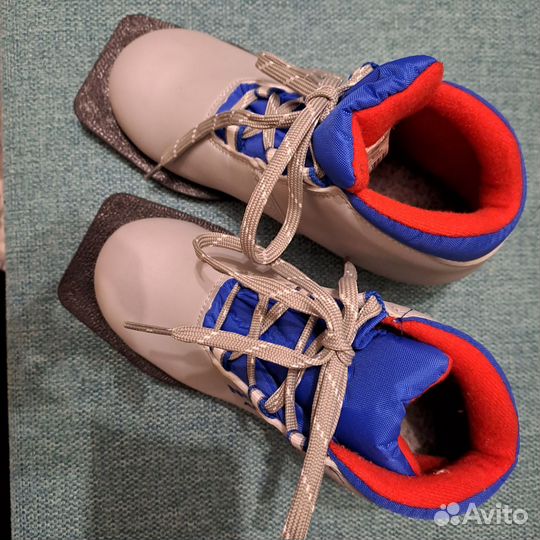 Лыжные ботинки детские 32