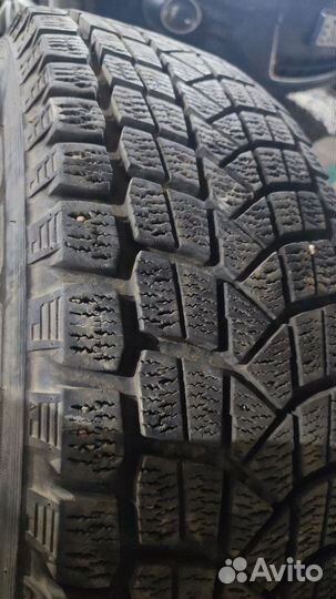 Maxxis MA-PW Presa Snow 215/65 R16 98Q