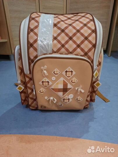 Портфель школьный