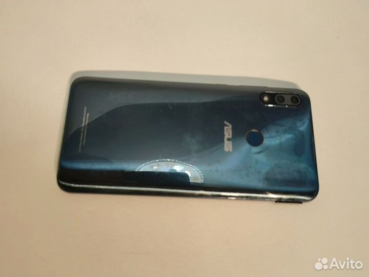 Asus Zenfone Max Pro (M2) ZB631KL, 3/32 ГБ