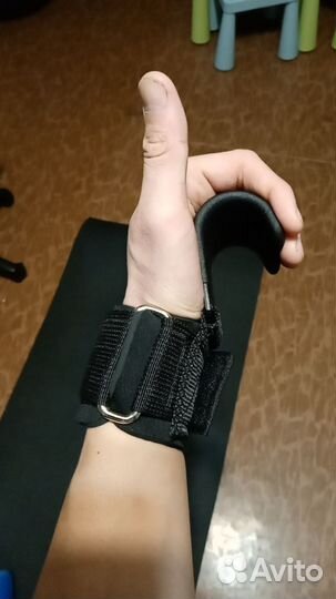 Крюки для тяги и турника