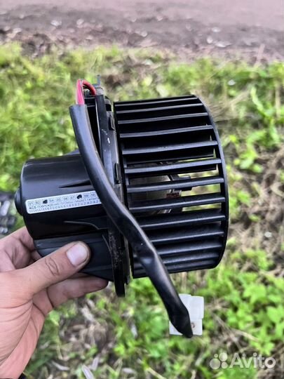 Моторчик печки passat b3