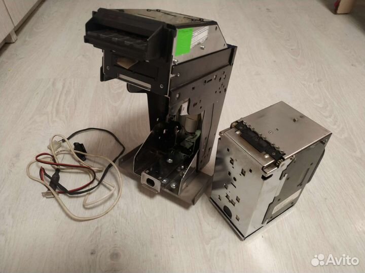 Купюроприемник cashcode mfl