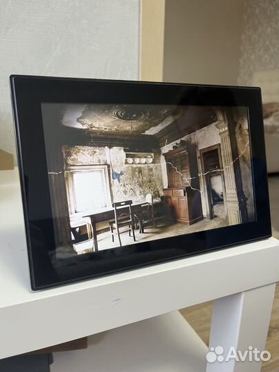 Цифровая фоторамка digma PF 1003