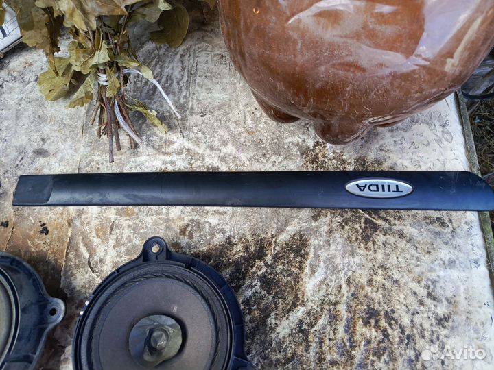 Колонки Ниссан Тиида