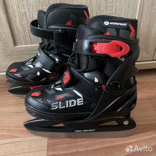Коньки хоккейные детские