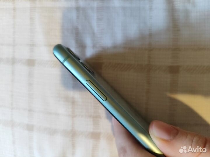 iPhone, 4 ГБ