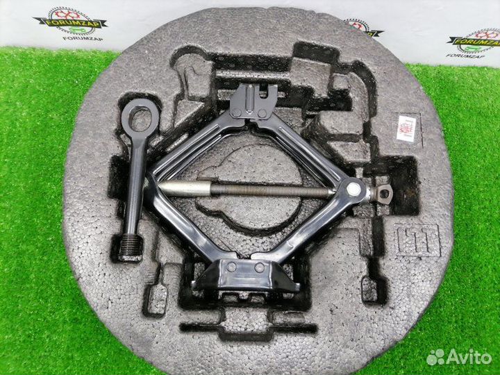 Домкрат Hyundai I40 VF 2011-2019