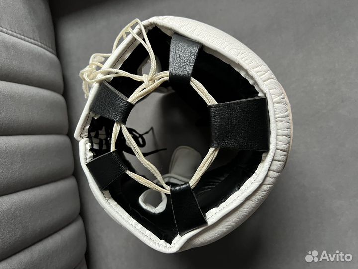 Боксерский шлем winning