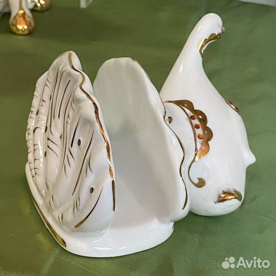 Салфетница. Гусь. Белый фарфор с золочением