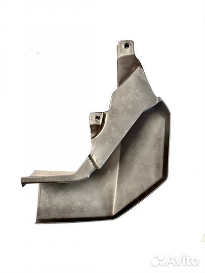 Брызговик новый задний Land Rover Discovery 3 -4