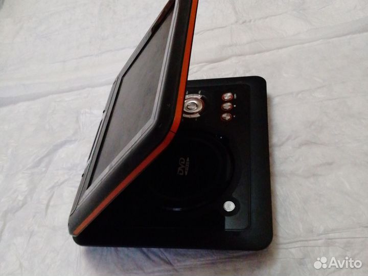 Портативный dvd плеер