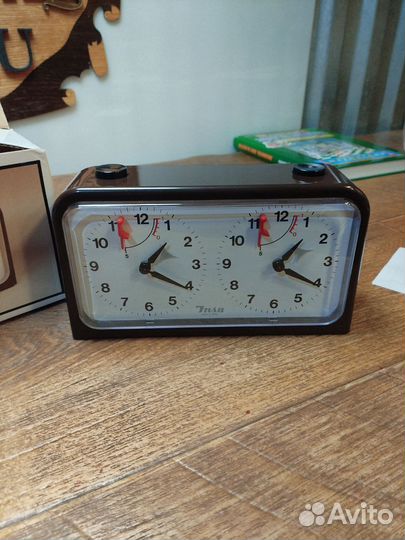 Шахматные часы механические Инса