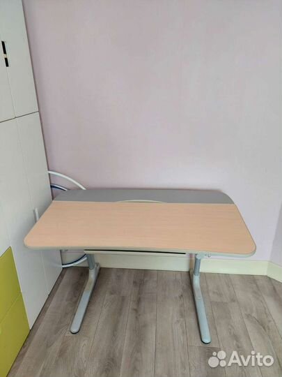 Стол письменный, парта растущая