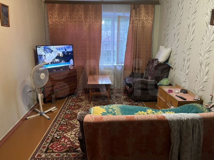 3-к. квартира, 65 м², 1/9 эт.