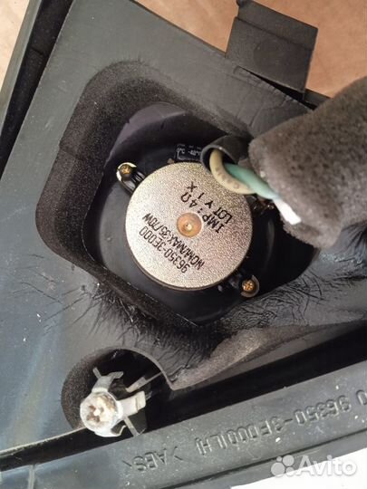 Динамик штатный Kia Sorento 1 2.4