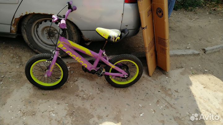 Велосипед двухколесный 4-6 лет