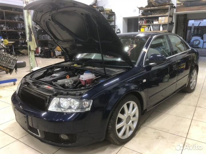 Заглушка Audi A4 B6 AMB 2003