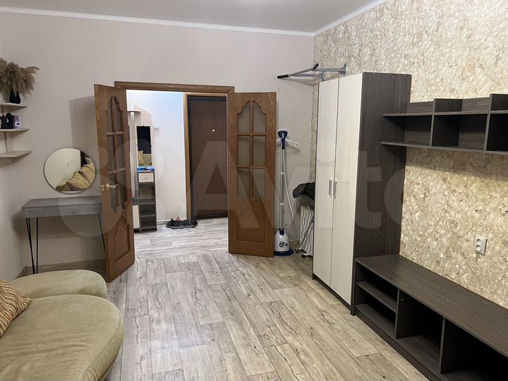 2-к. квартира, 56 м², 5/5 эт.