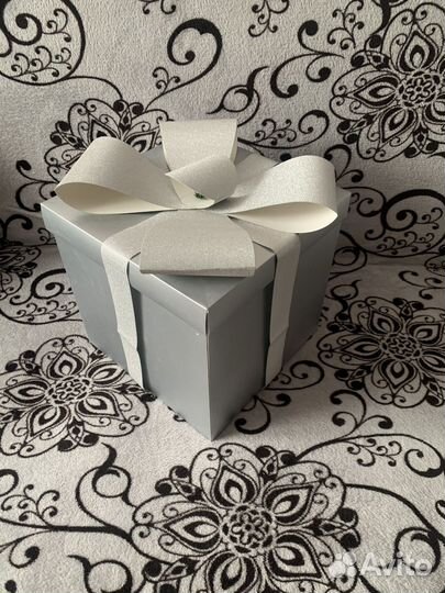 Коробка подарочная