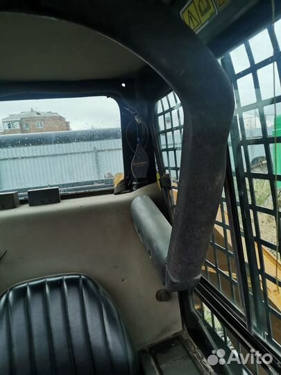 Мини-погрузчик CAT 259B Series 3, 2011