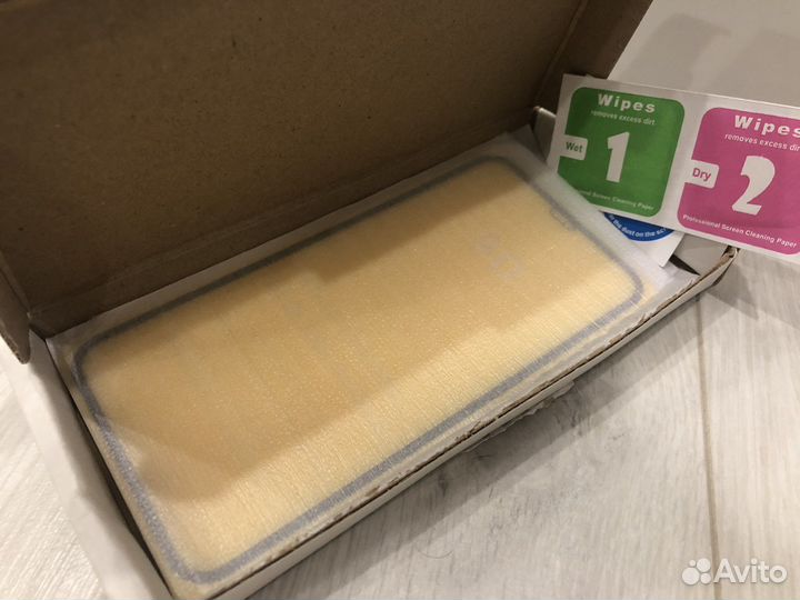 Защитное стекло iPhone 11