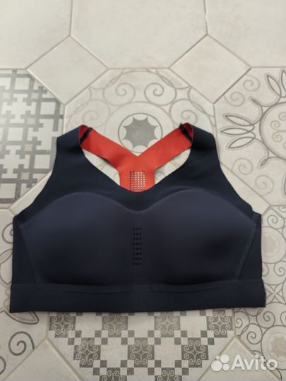 Спортивный топ Reebok S