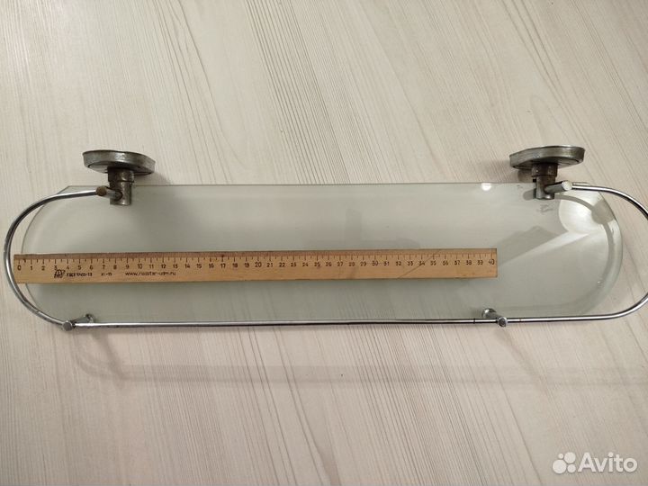 Полка стеклянная в ванную б/у