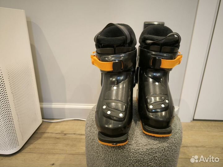 Детские горнолыжные ботинки Tecnica JT1 160-175