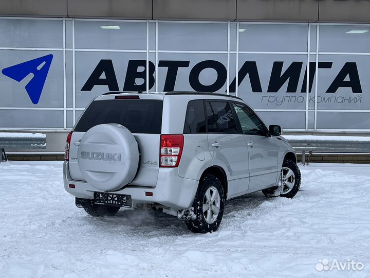 Suzuki Grand Vitara 2.0 AT, 2010, 135 974 км