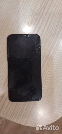 iPhone 11 Pro, 64 ГБ