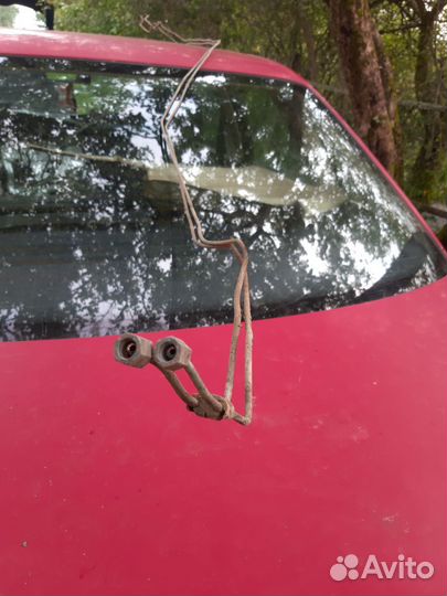 Тормозная трубка на Audi 100 C4