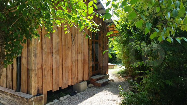 Дом 32 м² на участке 1,5 сот.