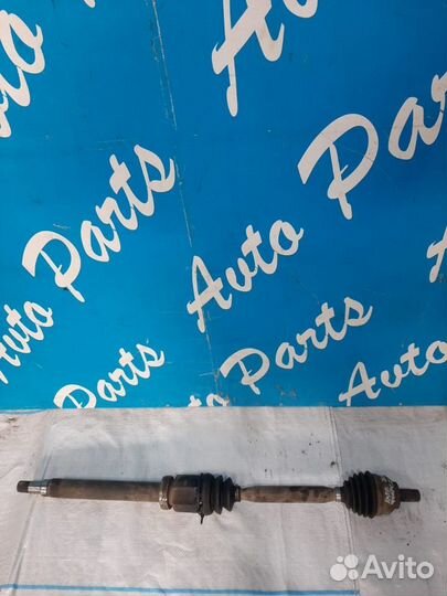 Привод передний правый Мицубиси Кольт Z3 1,4 МКПП