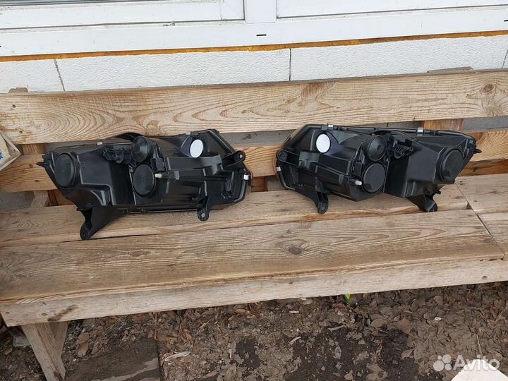 Фара передняя 260607796R Рено Логан 2